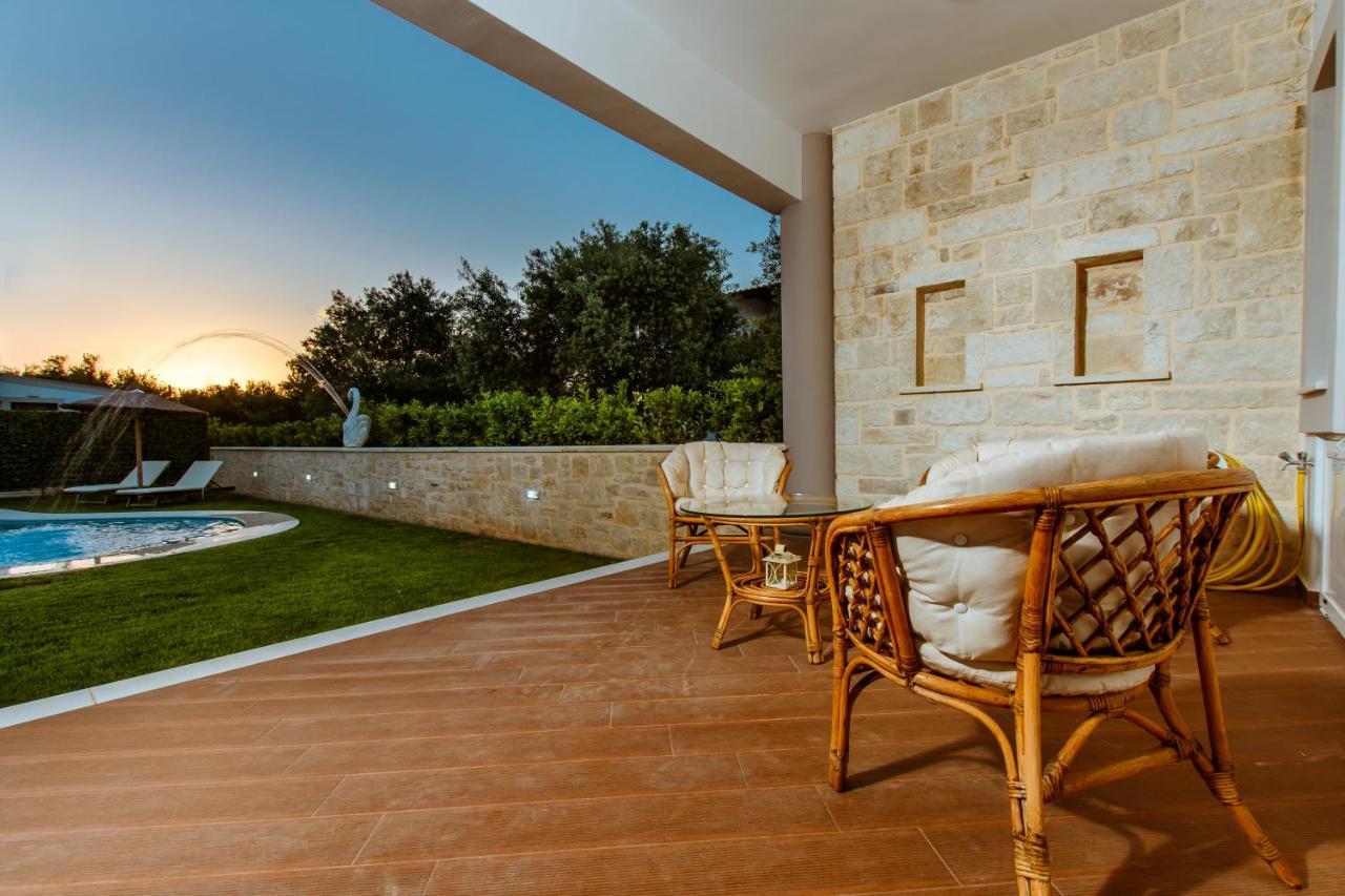 Chania Oasis With Heated Pool Ngoại thất bức ảnh
